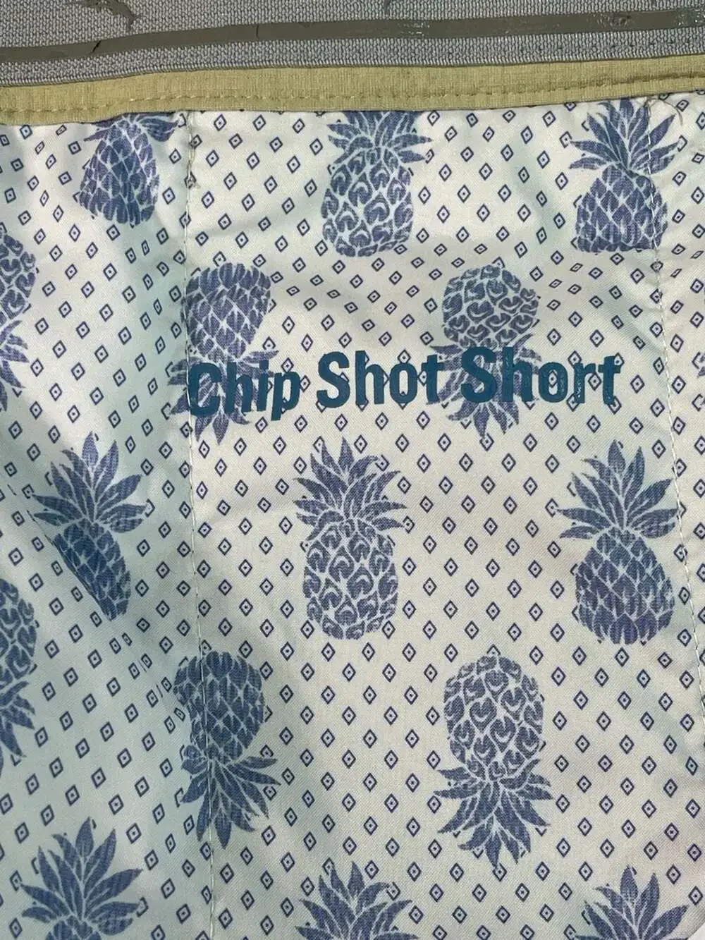 Tommy Bahama IslandZone Chip Shot Performance Shorts Sz 44 w/ 9” lgnth